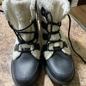 Sorel Black and White Womens Boots